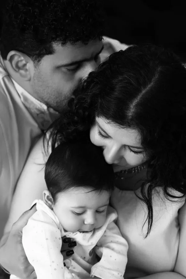 Newborn photography by Nastaran Abdolmaleki, Dubai