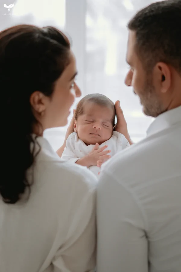 Newborn photography by Nastaran Abdolmaleki, Dubai