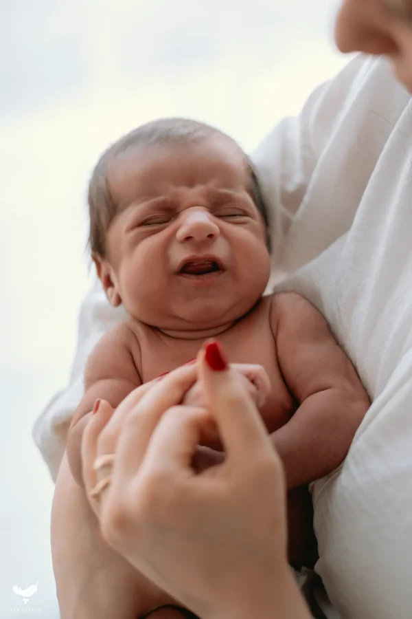 Newborn photography by Nastaran Abdolmaleki, Dubai