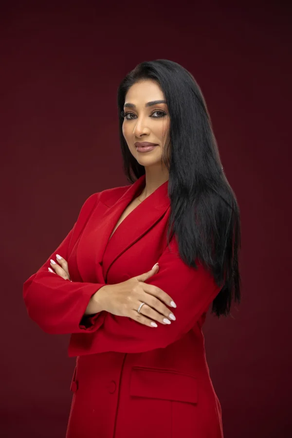 Corporate headshot photography by Nastaran Abdolmaleki, Dubai