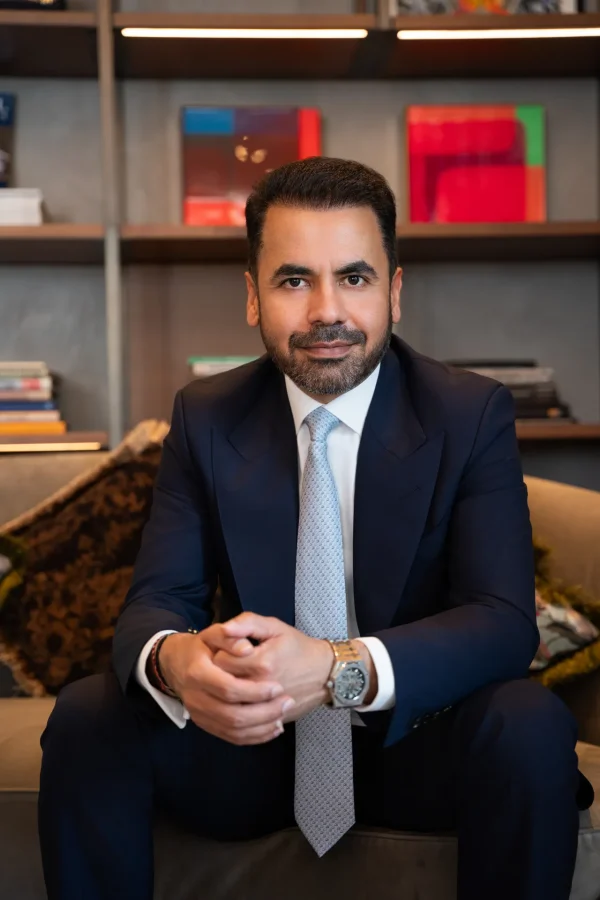 Corporate headshot photography by Nastaran Abdolmaleki, Dubai