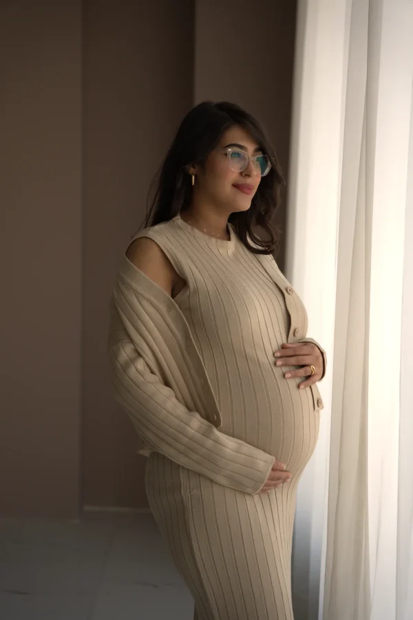 Maternity photography by Nastaran Abdolmaleki, Dubai
