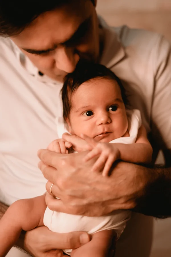 Newborn photography by Nastaran Abdolmaleki, Dubai